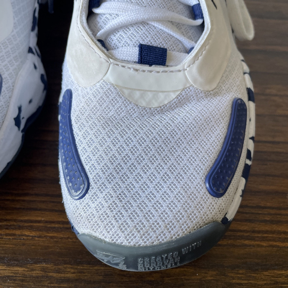 Adidas, Men’s 7.5, D.O.N. Issue #3 Team Navy White Athletic Basketball Sneaker - Picture 4 of 14